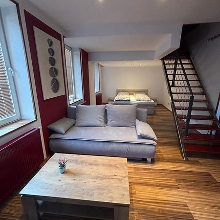 Ferienwohnung Luxusni Mezonet V Centru Reichenberg Exterior foto