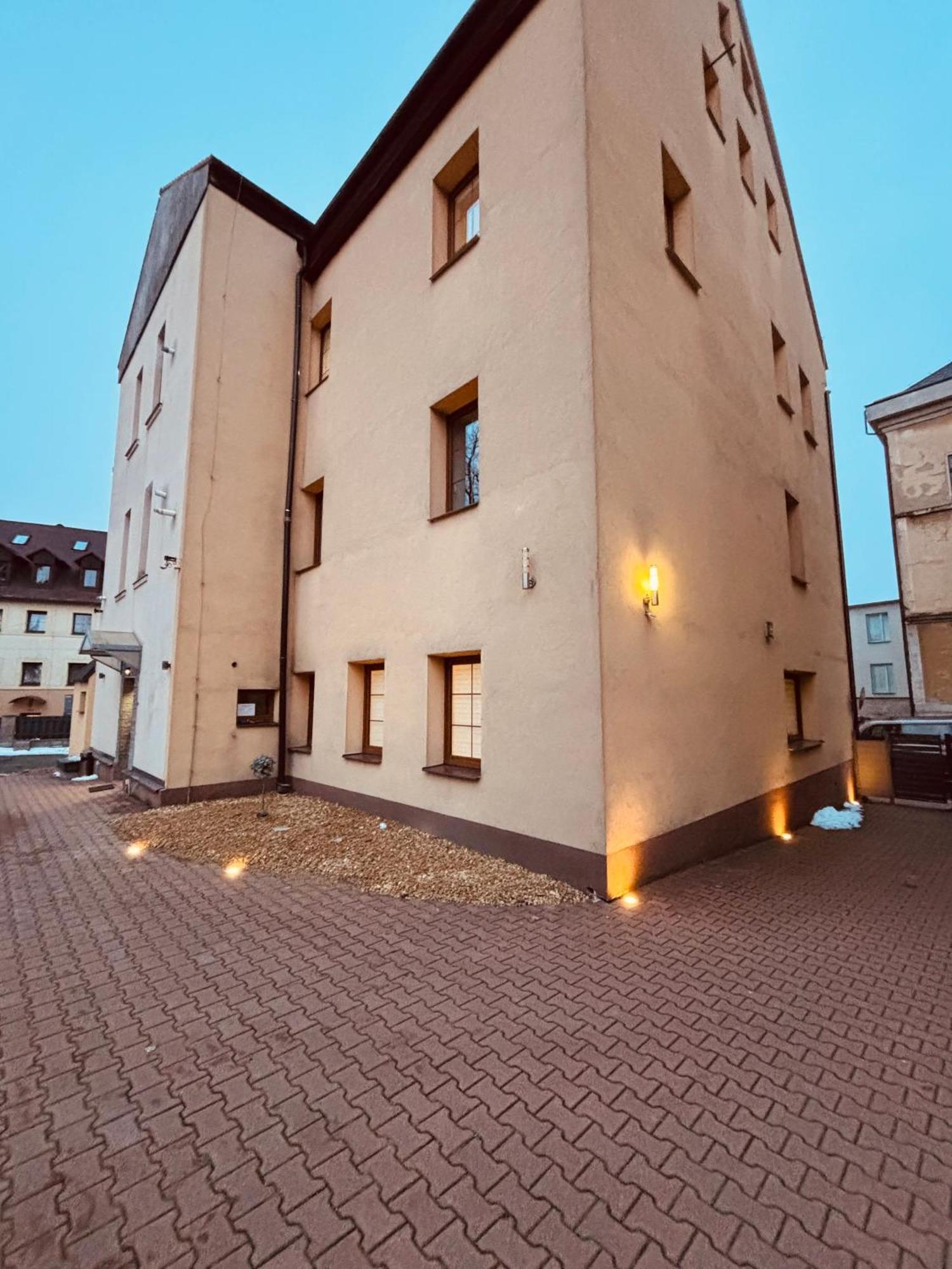 Ferienwohnung Luxusni Mezonet V Centru Reichenberg Exterior foto